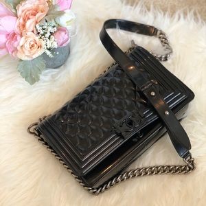 Good Quality >< Black Purse